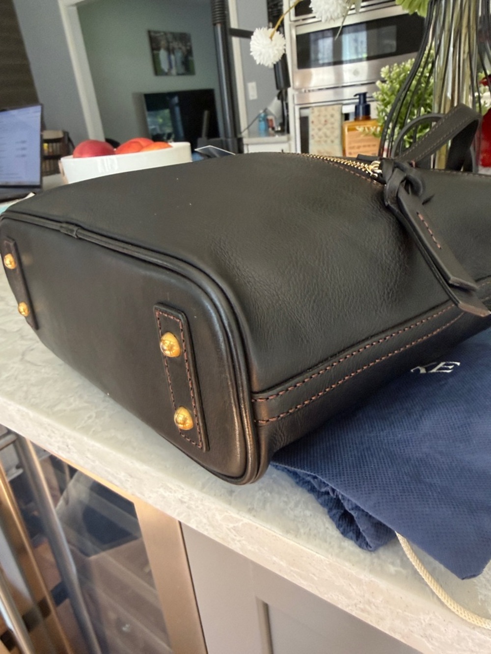 Dooney and Bourke small Florentine Charleston shopper - Picture 5 of 8